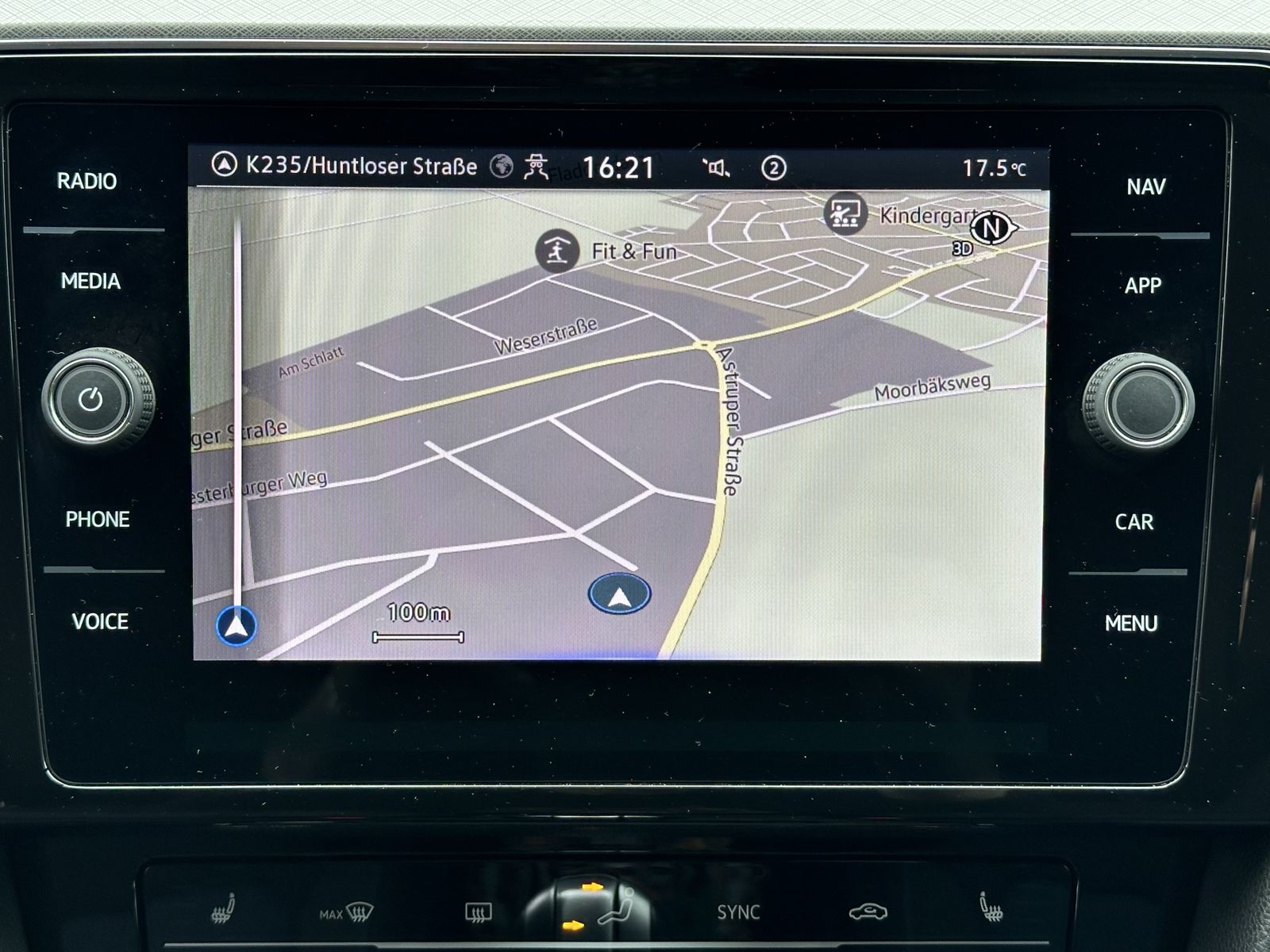 Fahrzeugabbildung Volkswagen Passat Variant 1.4 TSI DSG GTE NAV+LED+AHK+VCOCK