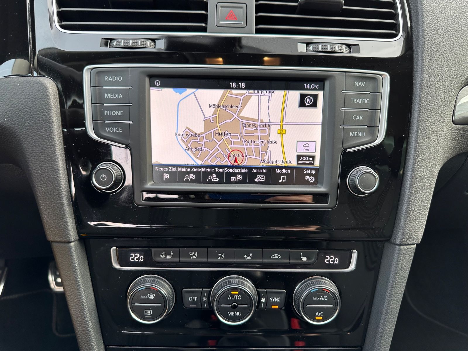 Fahrzeugabbildung Volkswagen Golf VII Variant 1.6 TDI Allstar AHK/Navi/SHZG