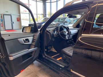 MYAUTOCENTER – Gebraucht- und Jahreswagen mit Werkstattservice in Pfaffenhofen Mercedes-Benz GLK 350 CDI 4Matic *NAVI*BI-XENON*SZHZ*PDC*TEMPO