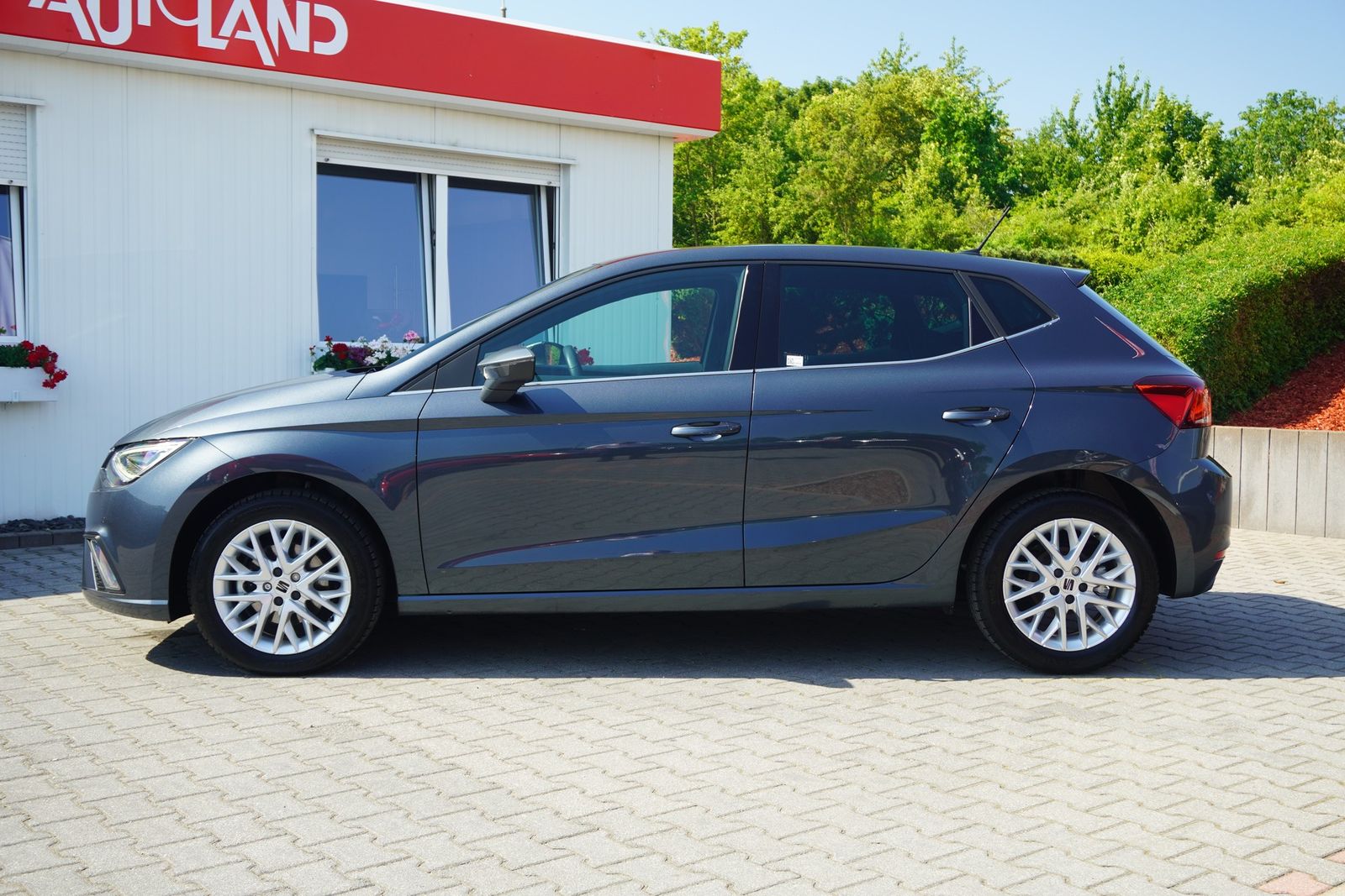 Seat Ibiza 1.0 TSI DSG Xcellence LED Navi ACC Kamera imagem 3