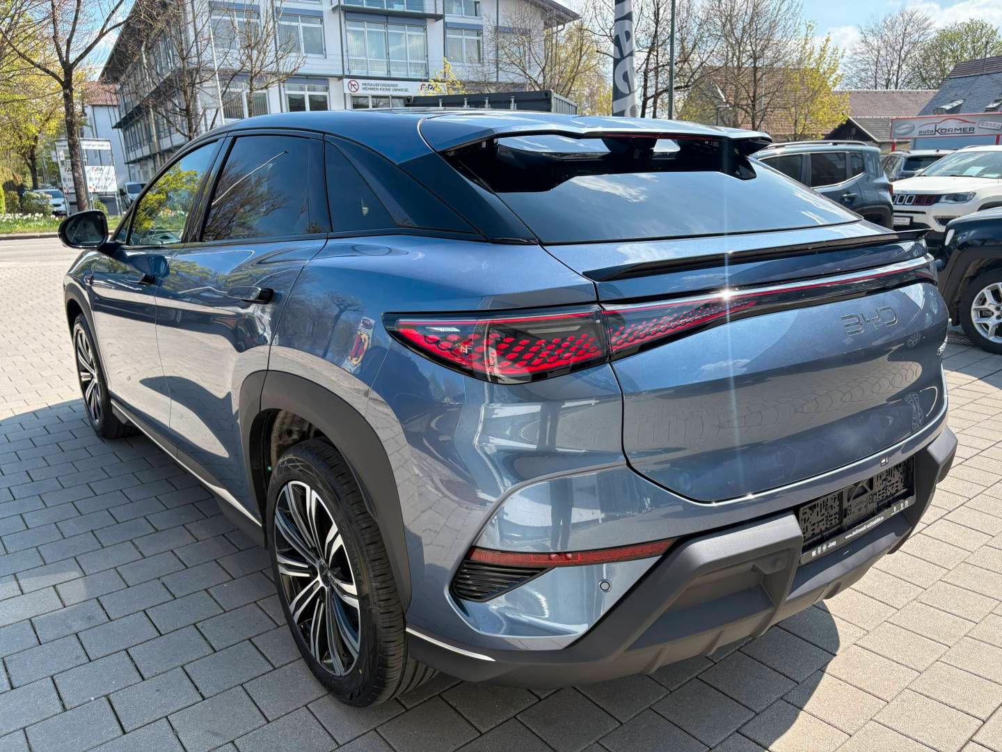BYD SEALION 7