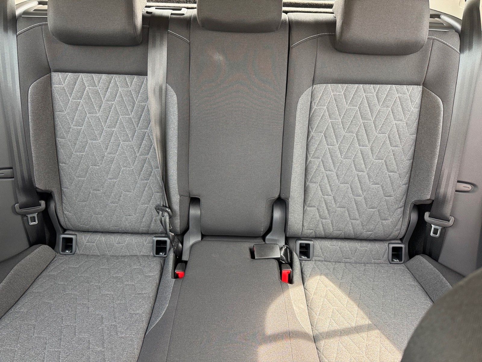 Fahrzeugabbildung Volkswagen T-Cross 1.0 TSI Life Edition
