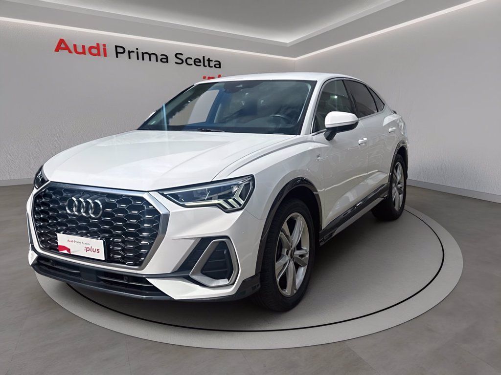 Image of Audi Q3