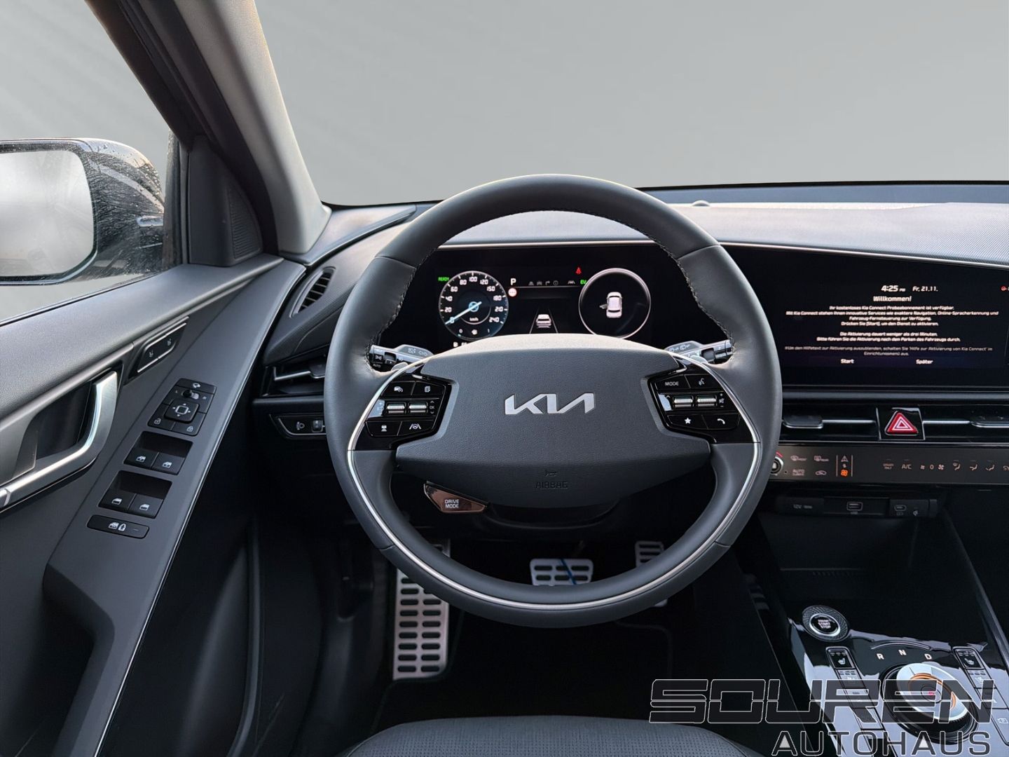 Fahrzeugabbildung Kia Niro HEV Spirit Glasdach Technik-&Relax-Paket 18