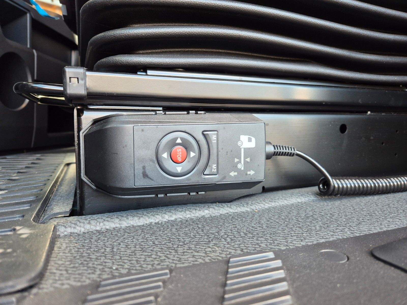 Fahrzeugabbildung Mercedes-Benz Actros 1848 LS Öl-Retarder Standklima BigSpace