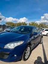 Renault MeganeIII,5-trg.TomTom,Servo,Navi,Klima,preis VB - gebrauchte Renault Megane aus dem Jahr 2011