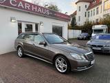Mercedes-Benz E 300 T Elegance BlueTec Hybrid*Distronic*Panora - Mercedes-Benz E 300: Kombi, Bluetec