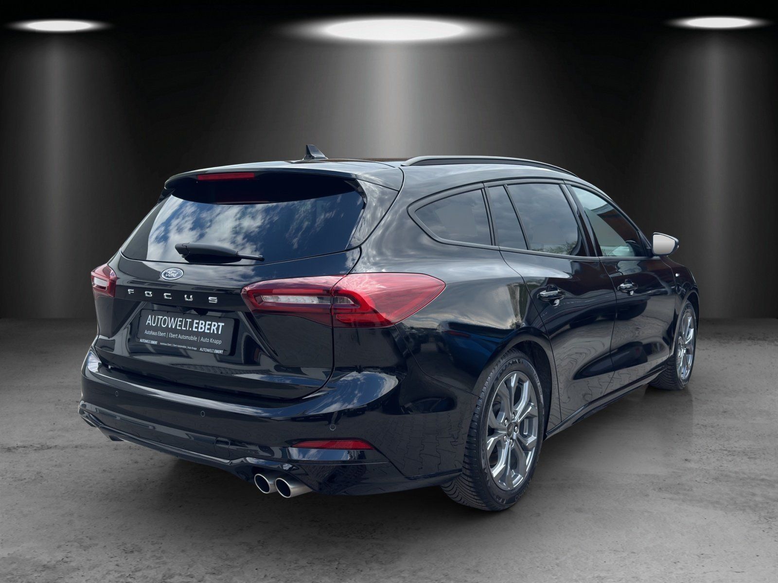 Fahrzeugabbildung Ford Focus 1.0 ST-Line X Aut./LED/KAMERA/NAVI/GRA/SHZ