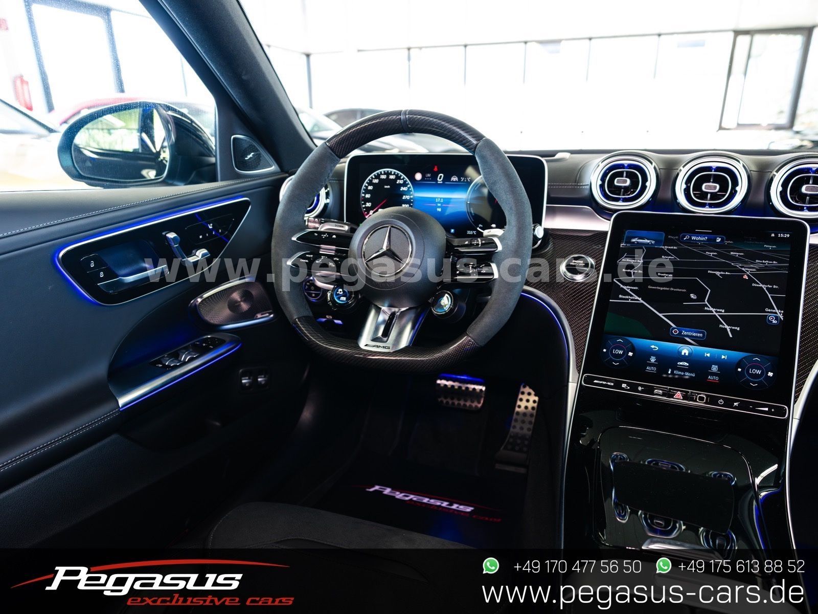 MERCEDES-BENZ C 63 AMG - 39