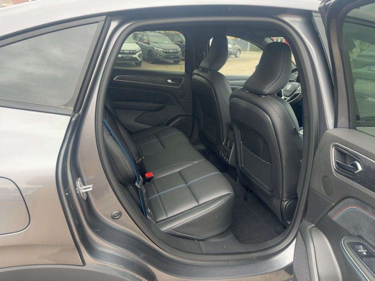 Fahrzeugabbildung Renault Arkana Esprit Alpine 160 EDC 360 Grad Kamera+EPH