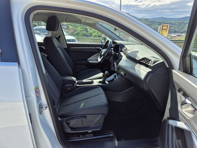 Audi Q3 Sportback 35 2.0 tdi Business Plus s-tro foto 9