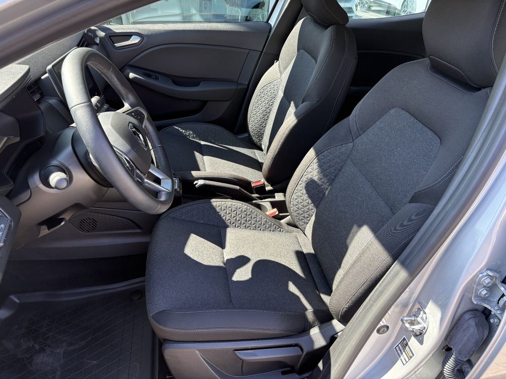 RENAULT Clio - Bild 8