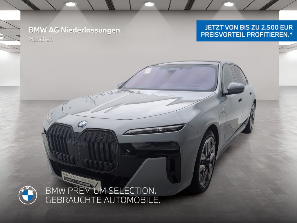 BMW 750e xDrive Limousine M Sport Massage Kamera