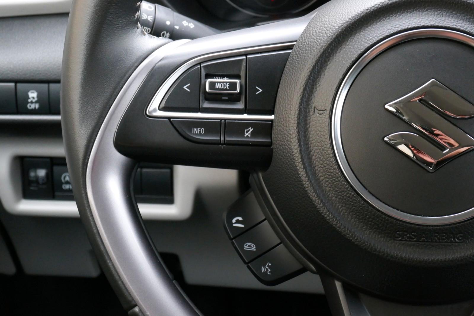 Suzuki Swift COMFORT Navi ACC Kamera Shzg Keyless M&S, миниатюра 17