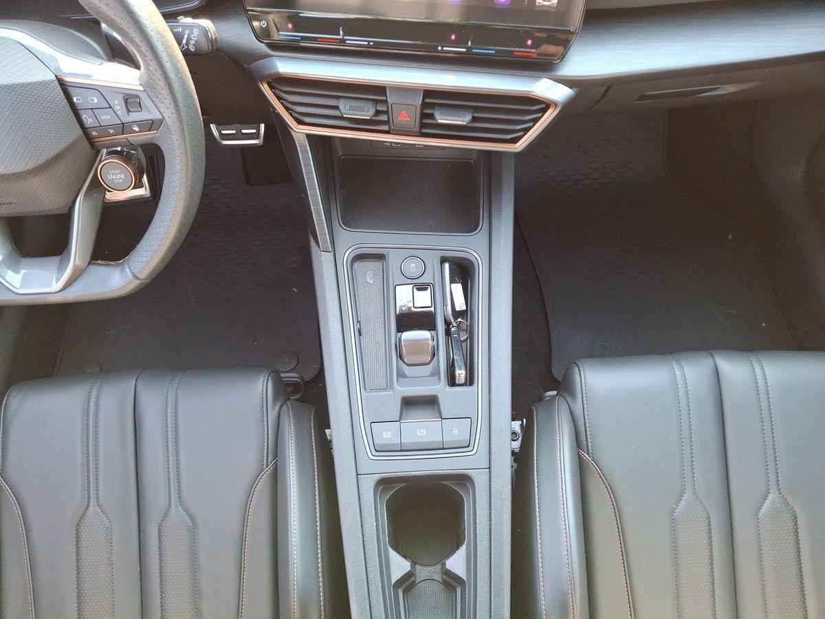 Cupra Leon Sportstourer VZ CUP 2.0 TSI DSG 4Drive 310P, миниатюра 16