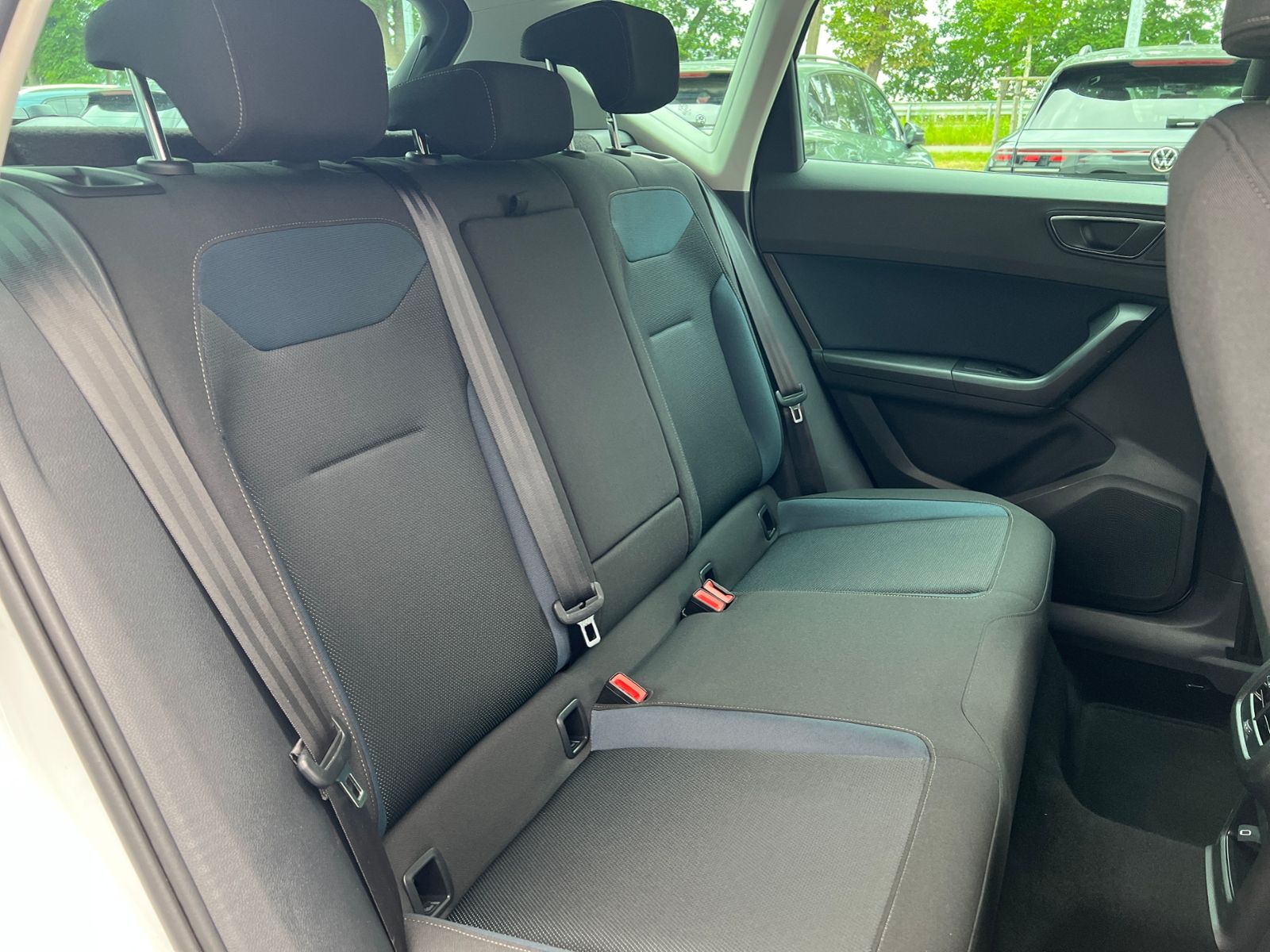 Fahrzeugabbildung SEAT Ateca Style 1.5 TSI ACT DSG *AHK, ACC, BEATS, LE