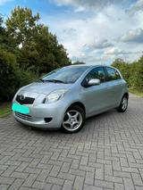 Toyota Yaris 1.3 - Toyota Yaris in Magdeburg