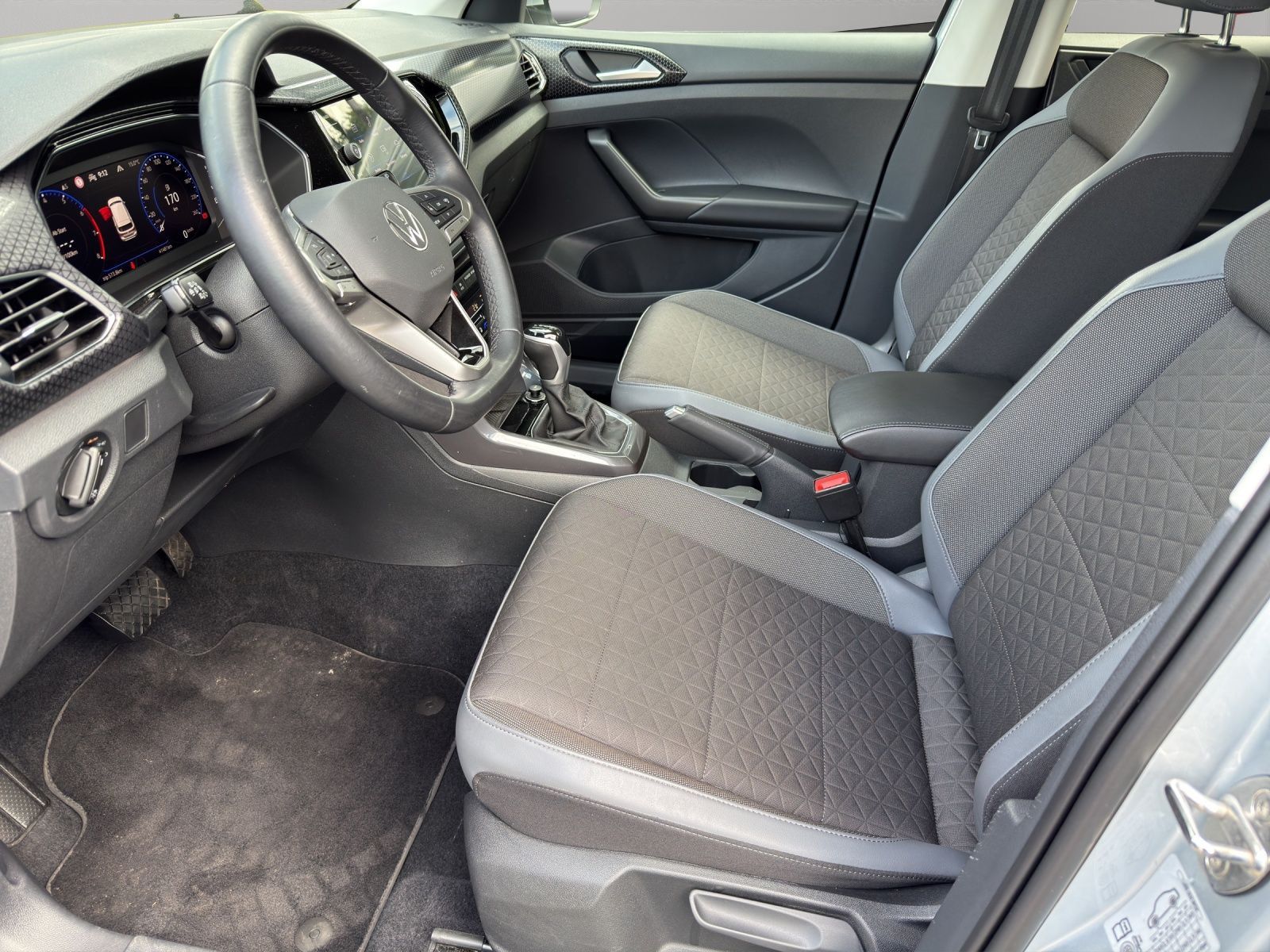 Volkswagen T-Cross - Bild 9