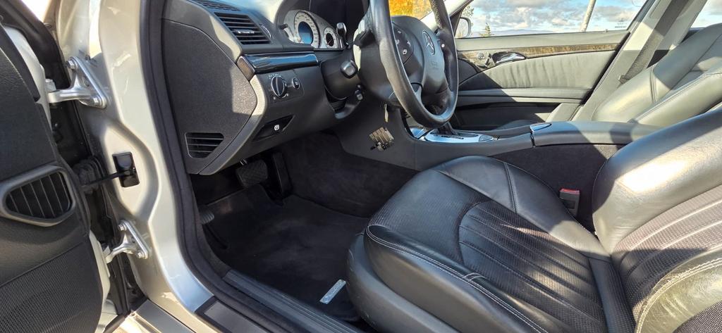 Mercedes-Benz E 55 AMG