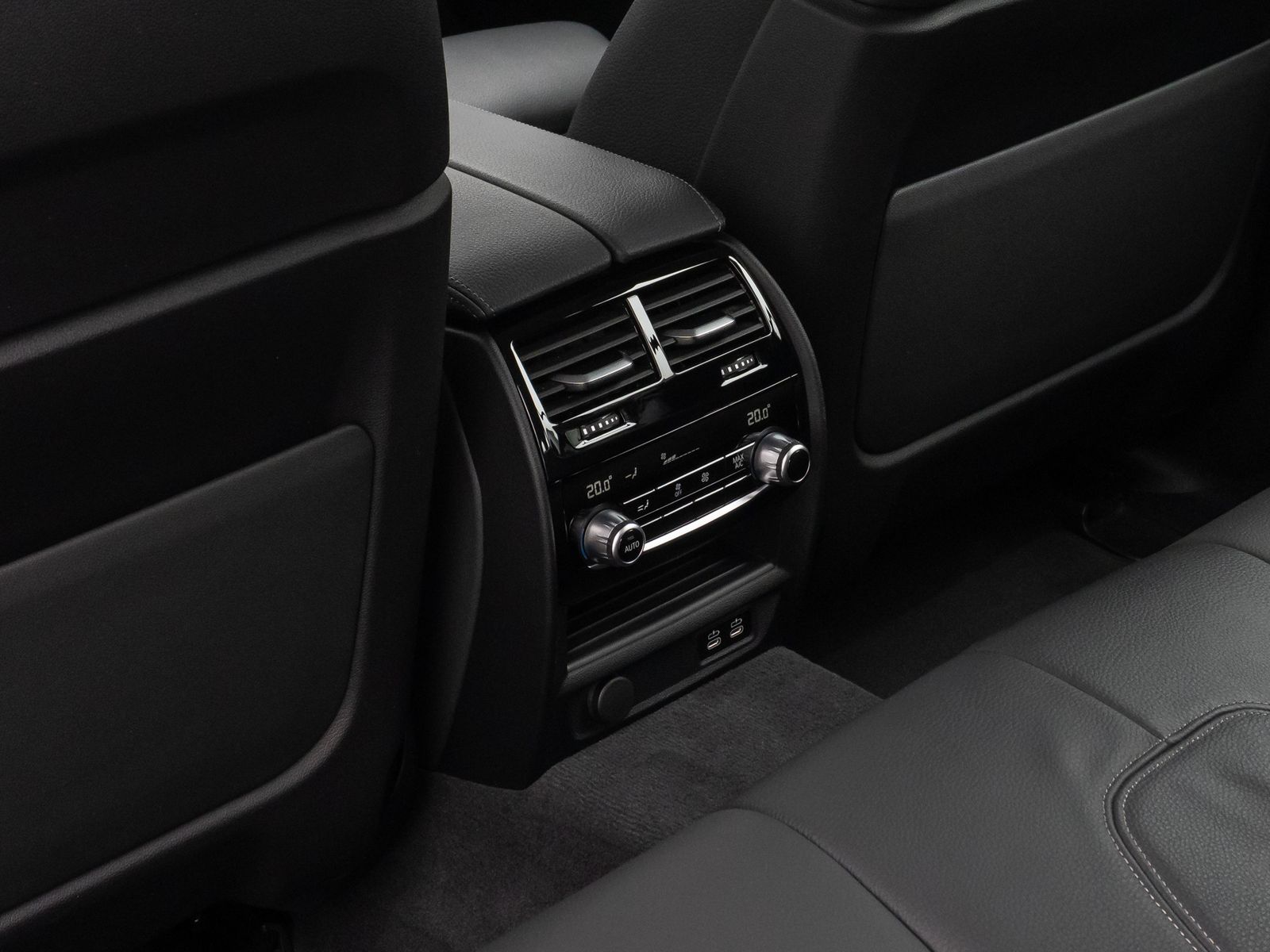 Fahrzeugabbildung BMW 540d xD Luxury Line Kamera HUD DAB ACC Alarm LED