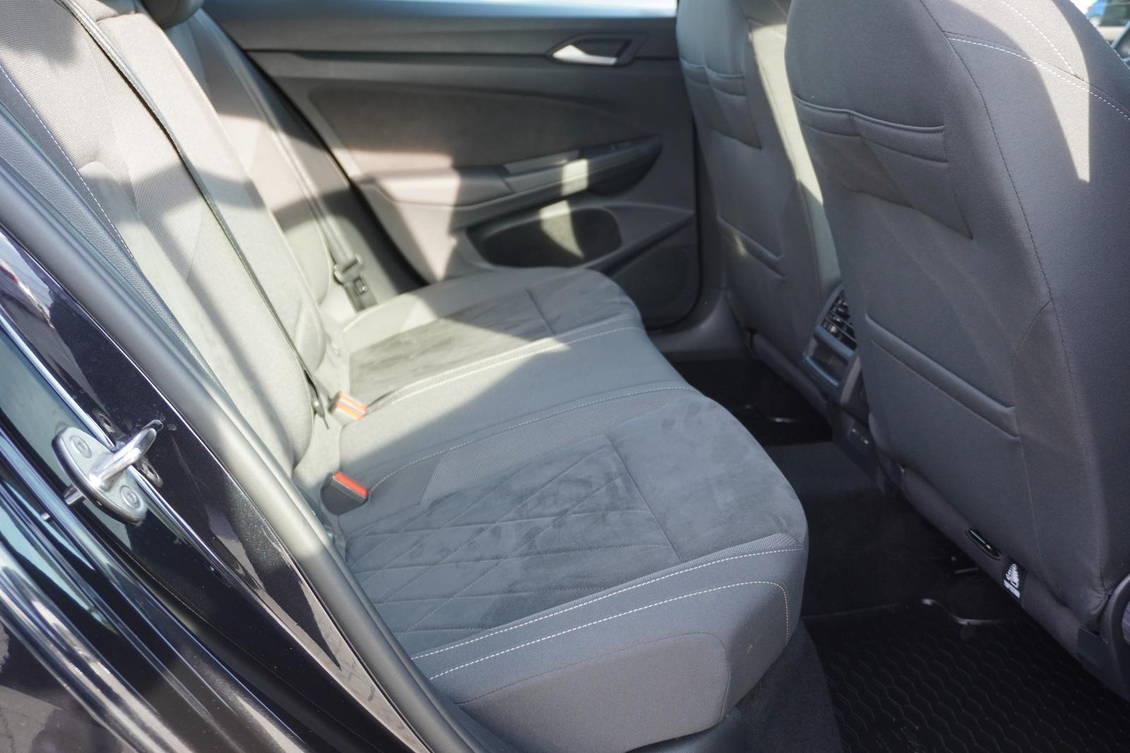 Volkswagen Golf VIII Variant 2.0 TDI LED Navi ACC DAB PDC, миниатюра 12