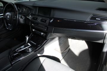 BMW 520 - 12