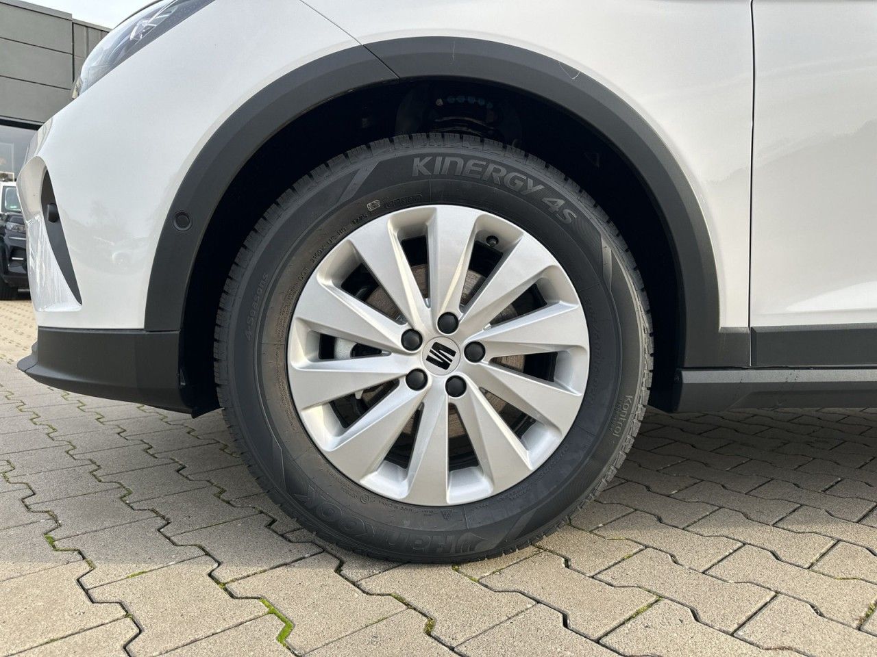 Fahrzeugabbildung SEAT Arona Road Edition 1.0 TSI 116 PS DSG