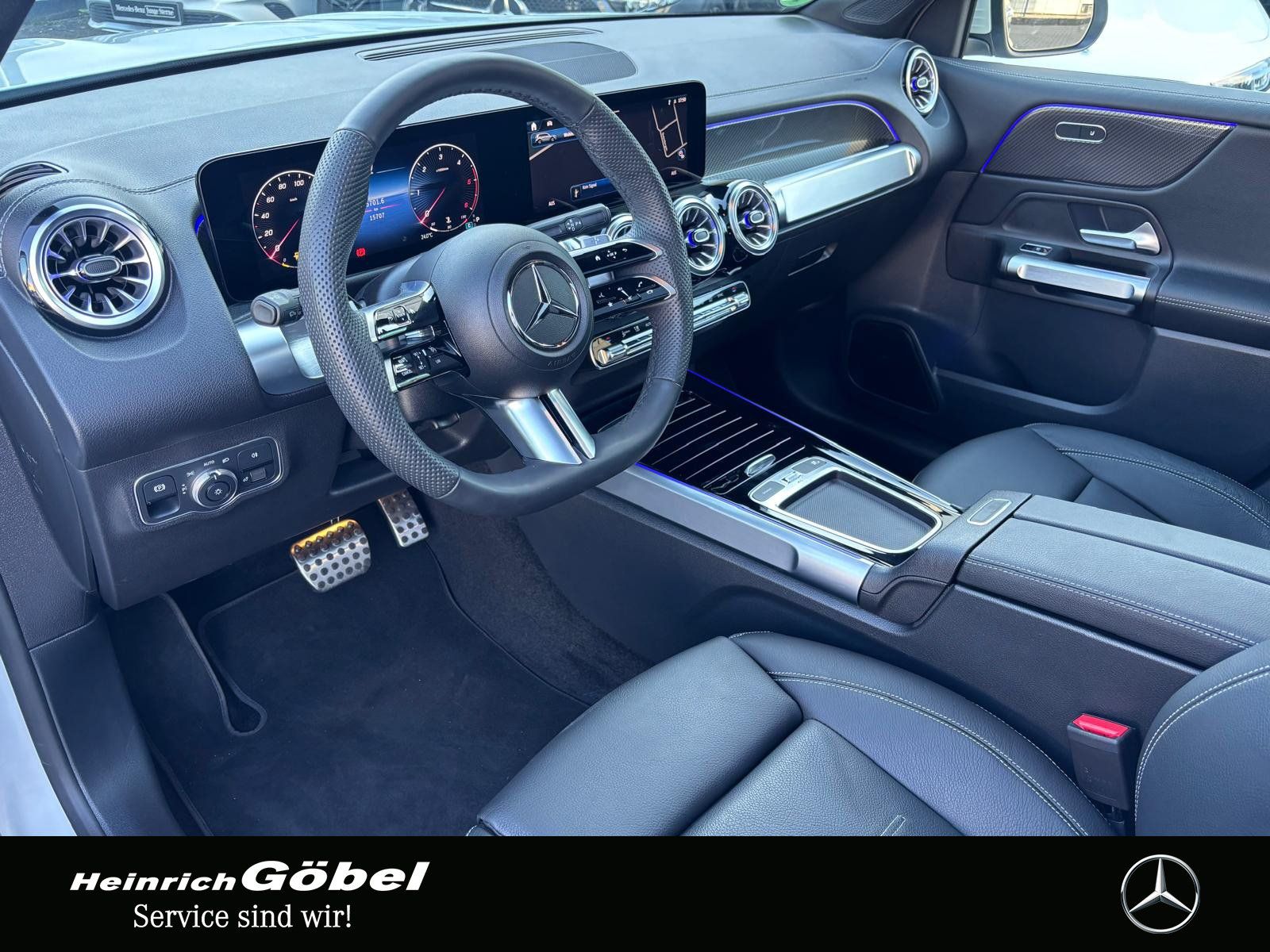 Fahrzeugabbildung Mercedes-Benz GLB 200 d AMG PANO LEDER WP KAM VZA AUG-REA ASA