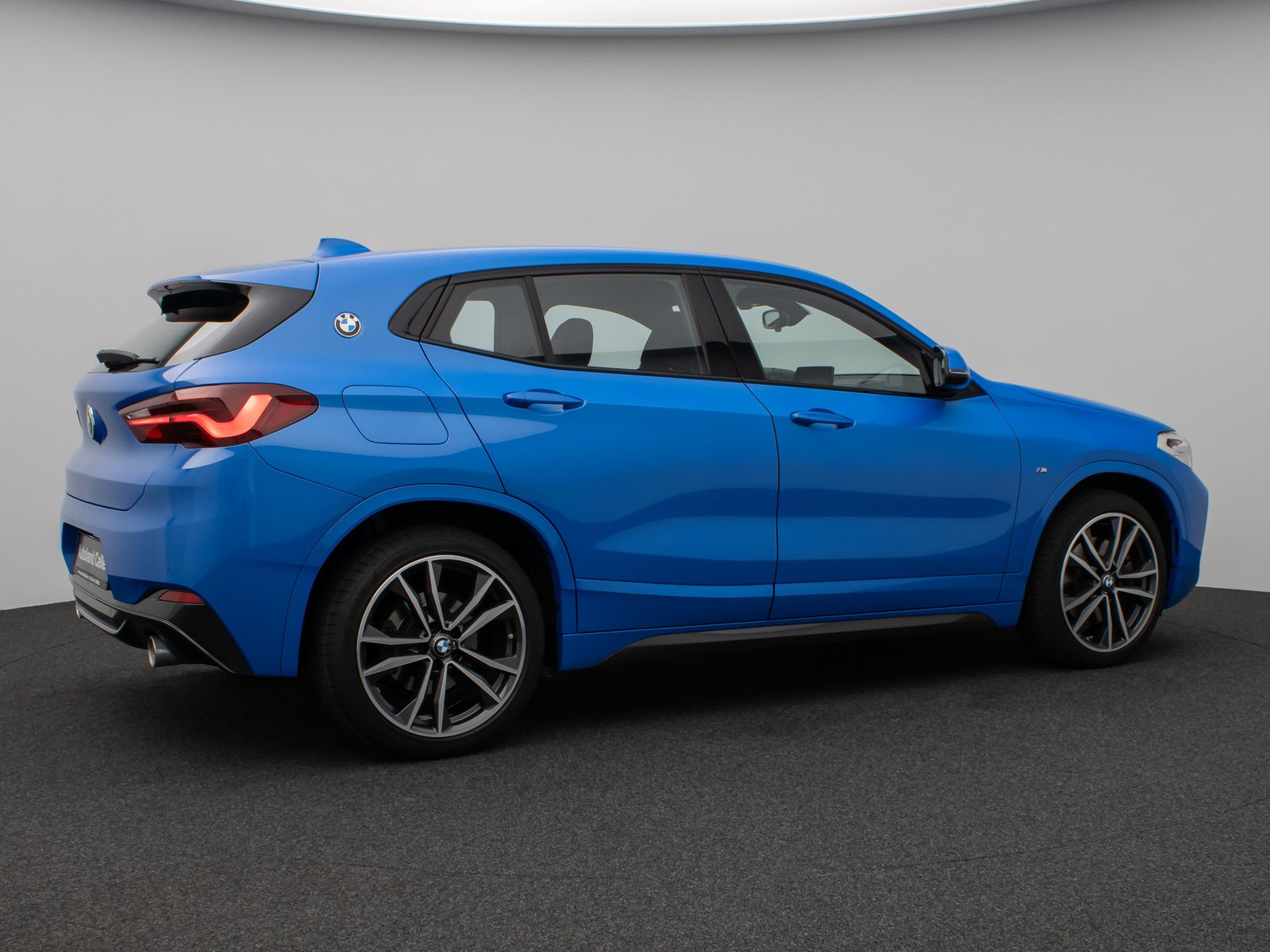 Fahrzeugabbildung BMW X2 xD20i M Sport DAB HUD Navi+ Alarm LED PDChint