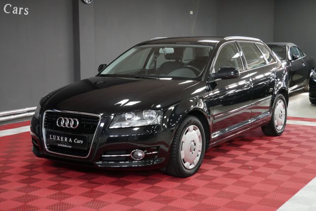 Audi A3 Sportback 2.0 TDI Attraction PDC SHZ GRA