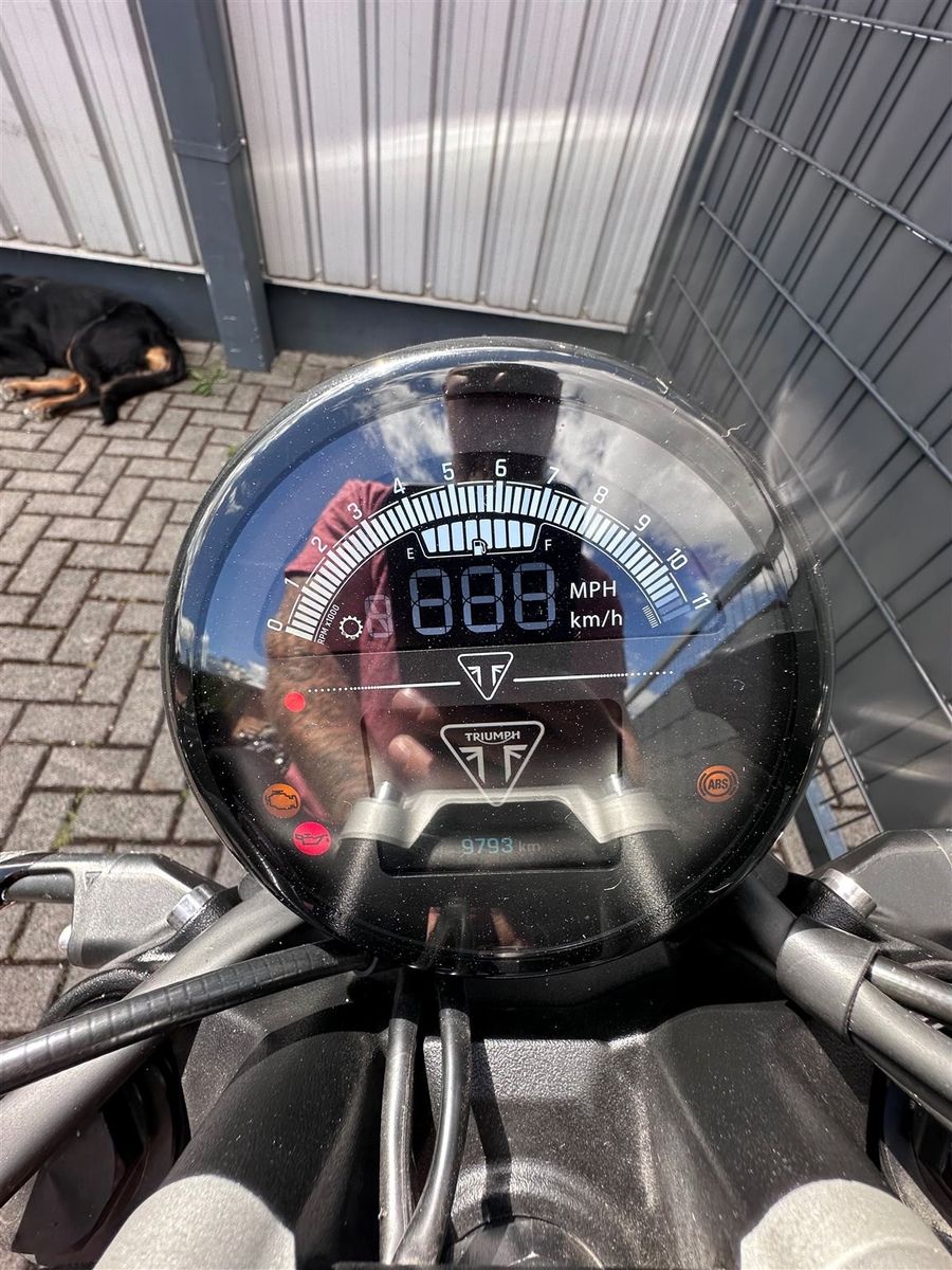 Fahrzeugabbildung Triumph Trident 660