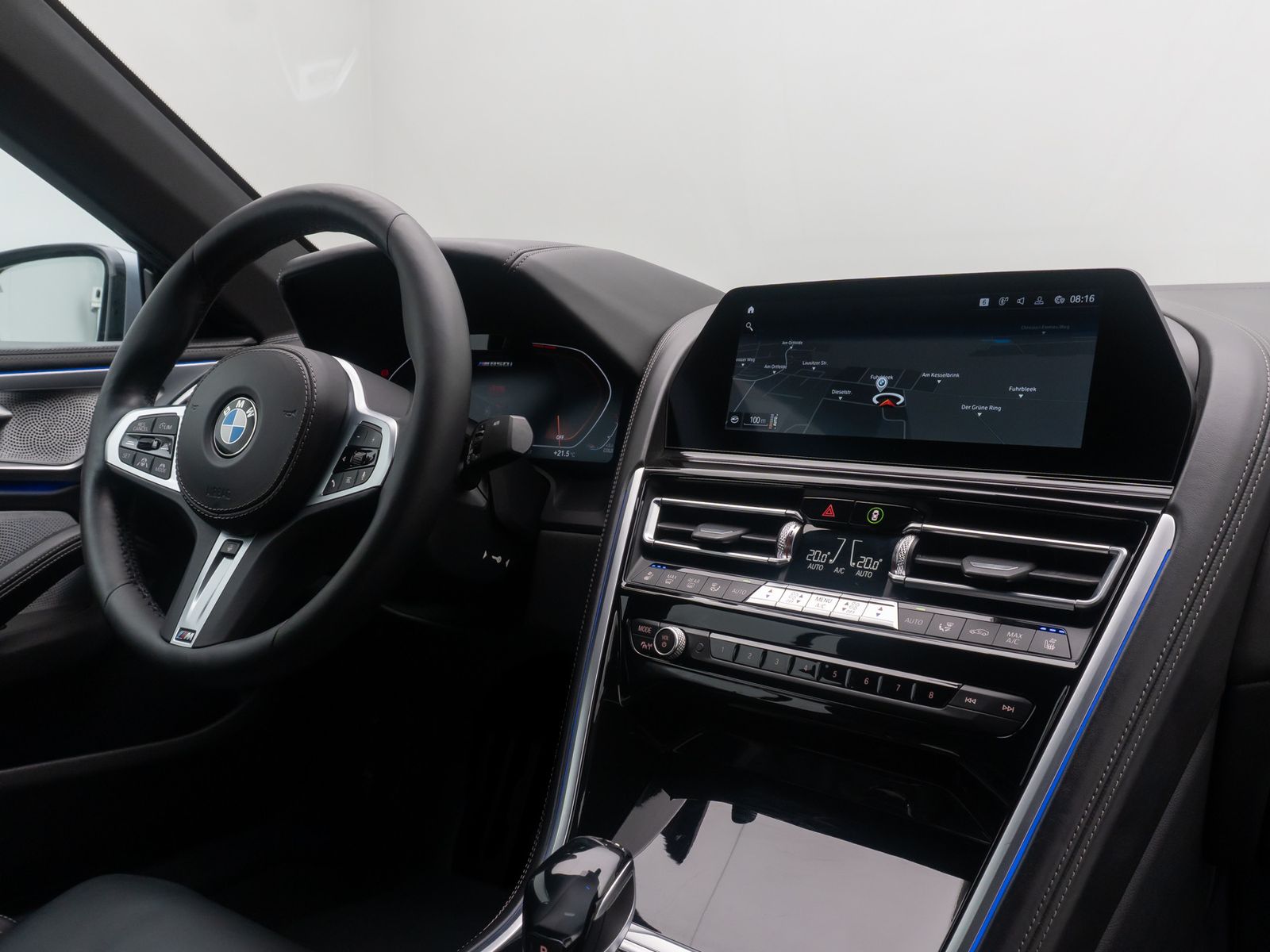 Fahrzeugabbildung BMW M850i xD Cabrio 360°B&W Laser Individual 20"Voll