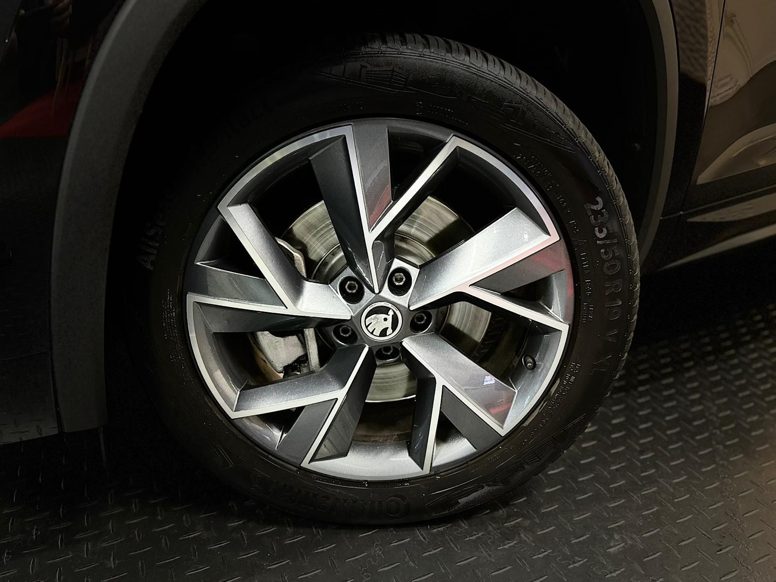 SKODA Kodiaq 2.0TSI SPORTLINE 4x4* LED#4xSHZ#FH#KEYLES - Image 9