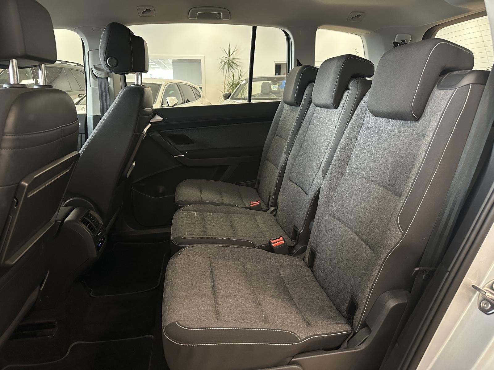 Volkswagen Touran Move 7Sitze AHK LED ACC SHZ PDC WSS heiz., миниатюра 14