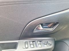 Fahrzeugabbildung Opel Corsa F GS 1.2 Turbo Tot-Winkel, RFK, PPS