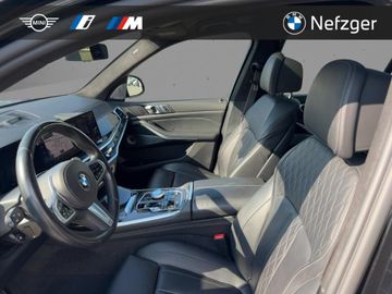 BMW X7 - 7