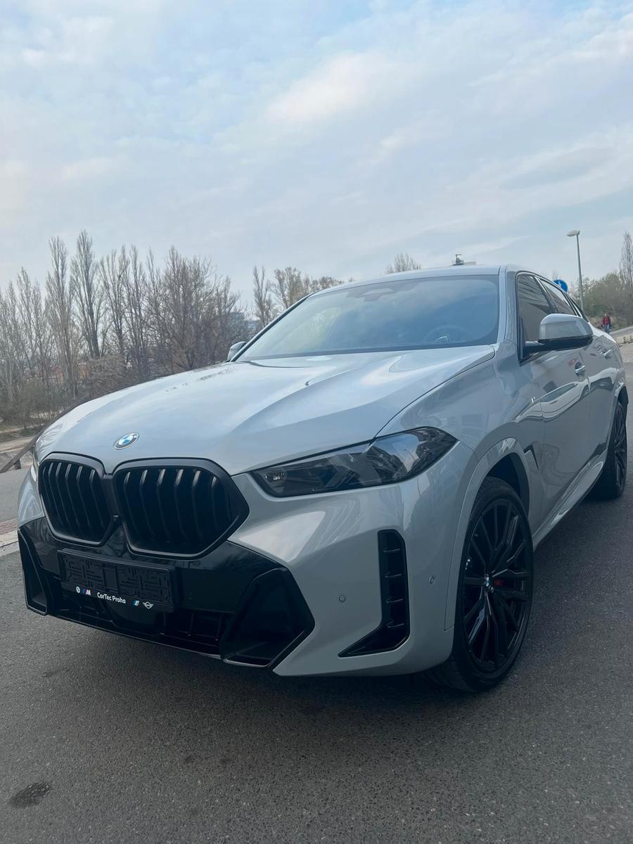 BMW X6 40 i xDrive M Sport Pro - Pano - RED - MY26