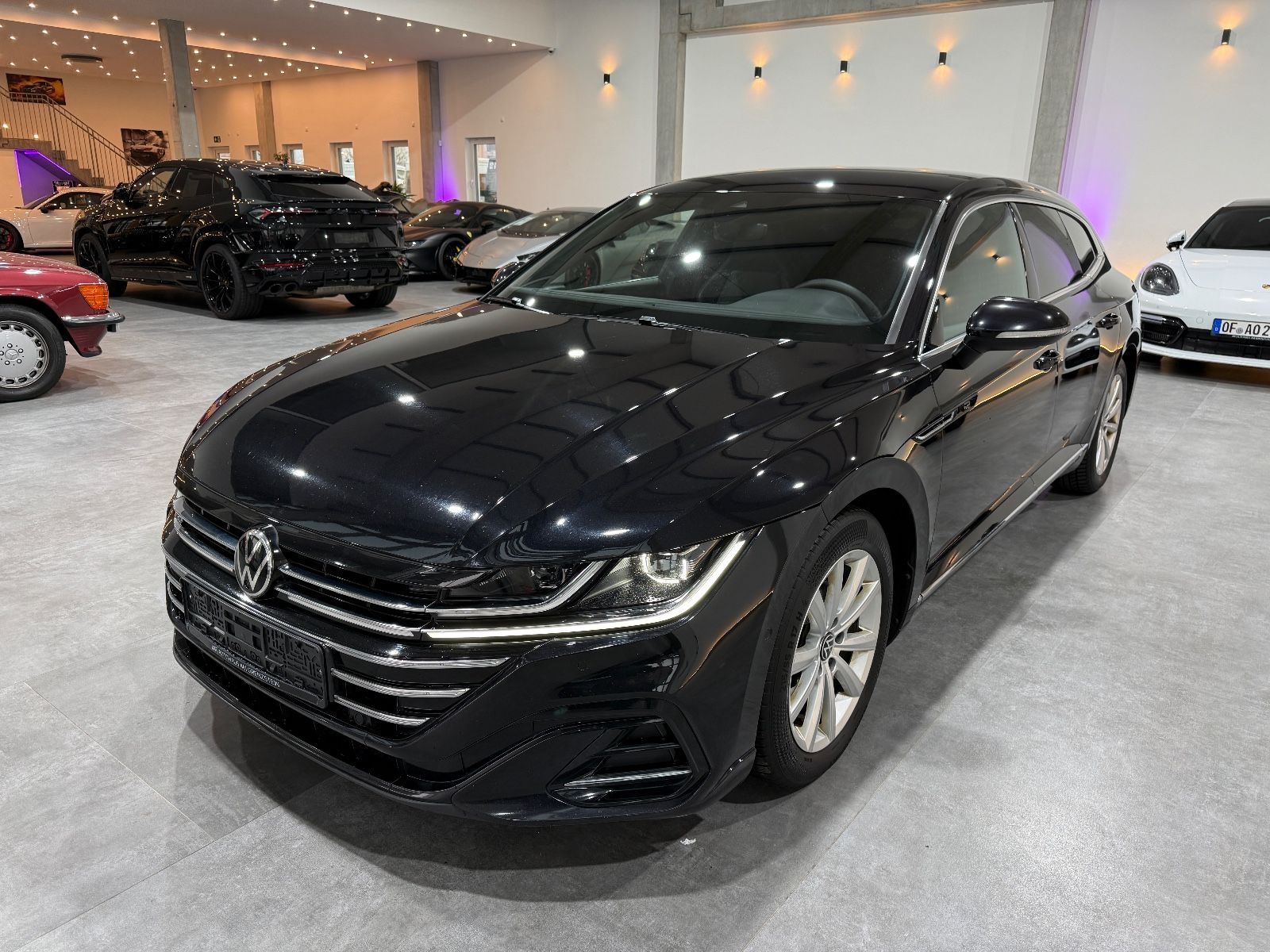 VW Arteon Shooting Brake R-Line 2.0 TDI*Matrix*Ambi