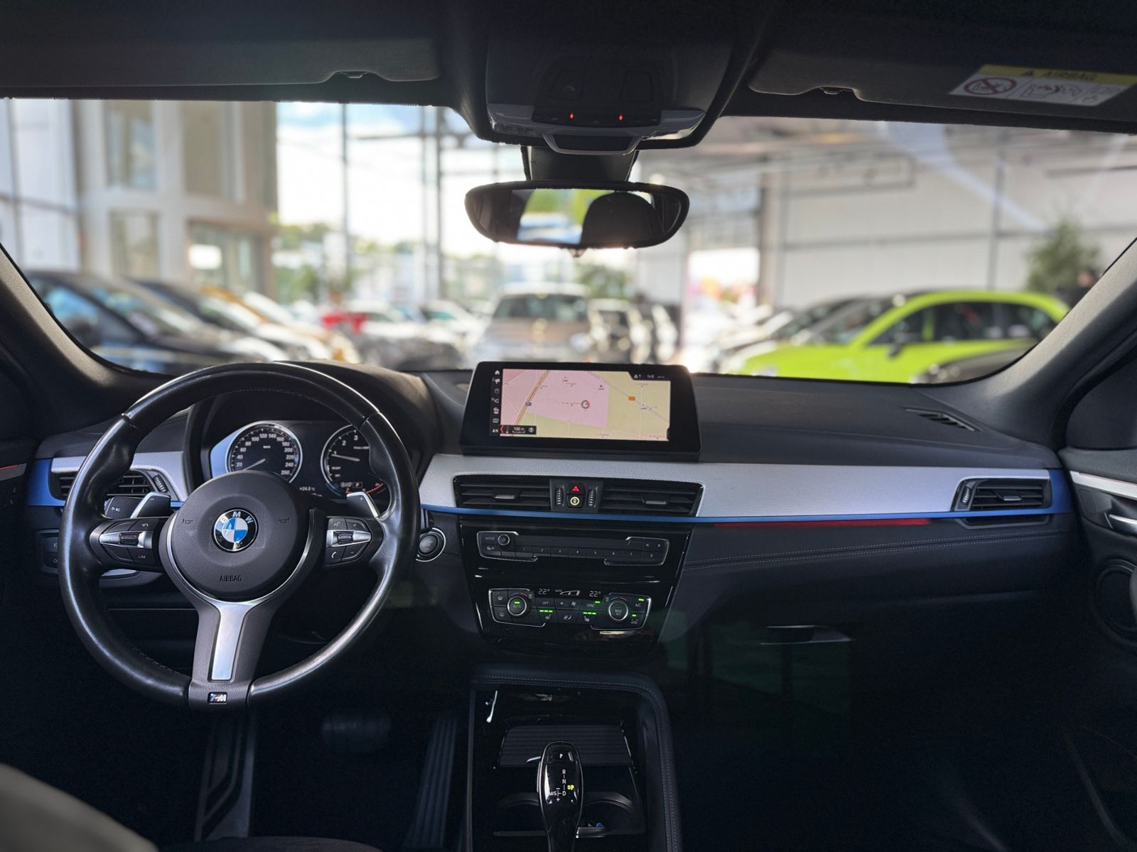 Fahrzeugabbildung BMW X2 xDrive M35 i  LED NAVI HEAD-UP