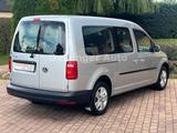 Volkswagen Caddy Maxi Trendline*NAVI*FLÜGELTÜRE*7-SITZ*STHZ - VW Caddy Gebrauchtwagen in Freiburg
