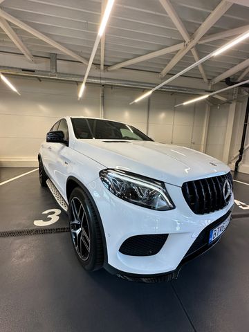 MERCEDES-BENZ GLE 43 AMG Mercedes-AMG GLE 43 4MATIC Merced...