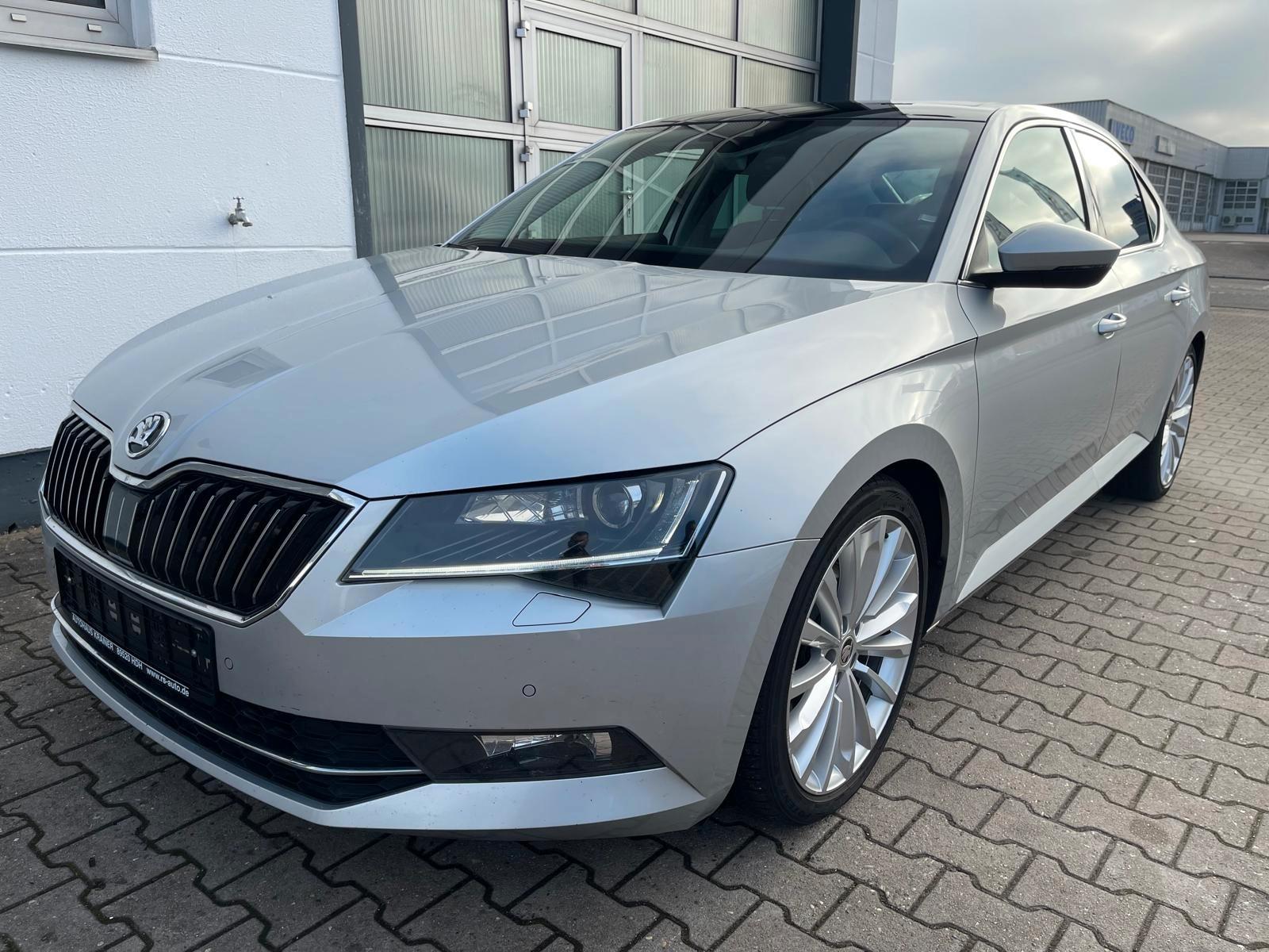Skoda Superb Limo 2.0TDI/1HD/MWST/NAVI/4xSHZ/ESD/PANO