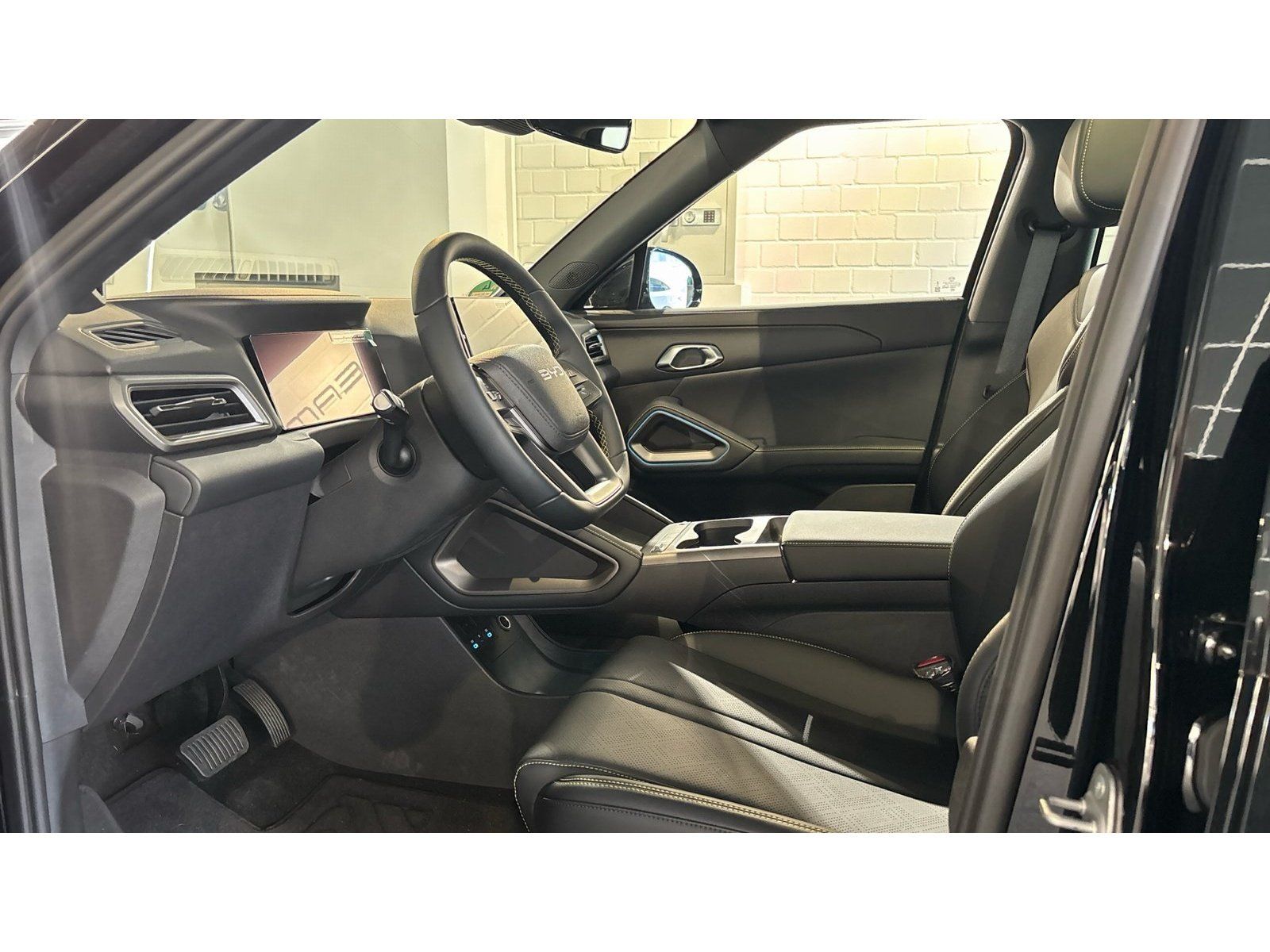 BYD ATTO 2