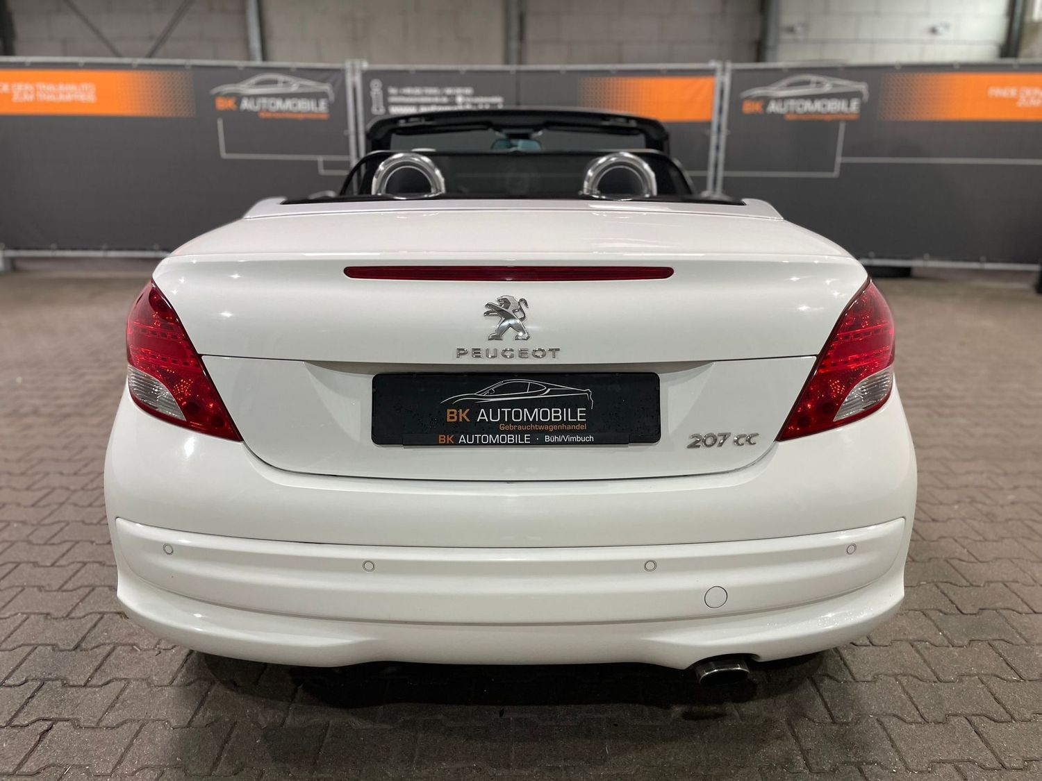 Fahrzeugabbildung Peugeot 207 CC Roland Garros #Tempomat#JBL#Shz