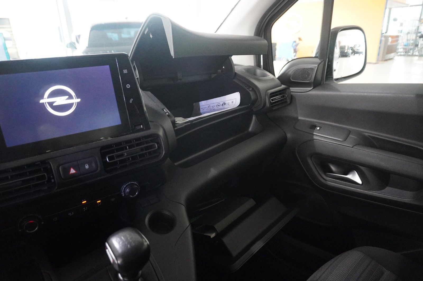 Fahrzeugabbildung Opel Combo Life 1.5D ELEGANCE NAVI/LED/KAMERA/SH/AHK