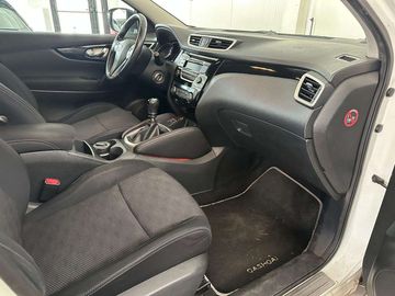 Nissan Qashqai - 10