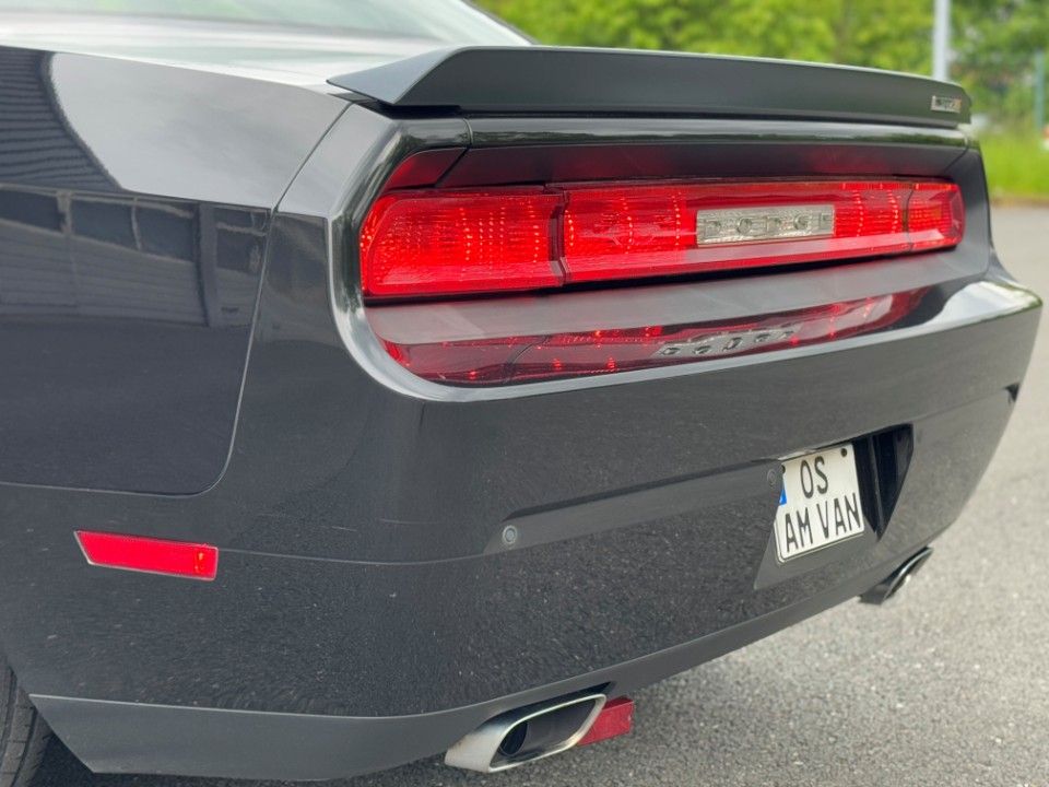 Fahrzeugabbildung Dodge Challenger 6.1 SRT8 Navi/SD/Leder Zweite Hand