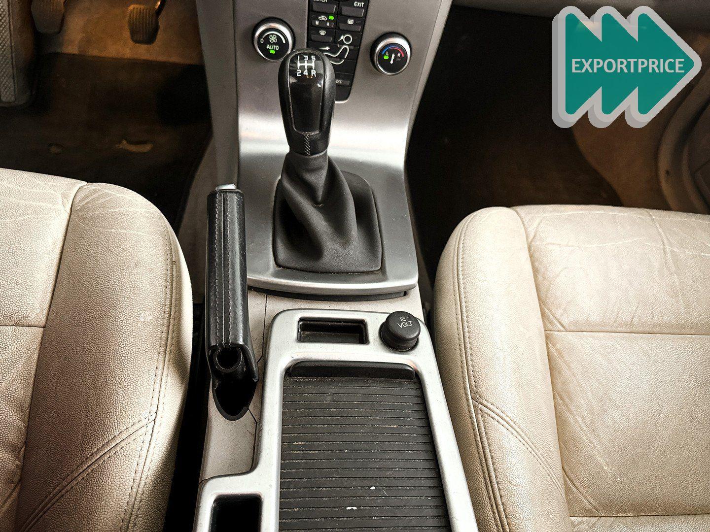 Volvo V50 2008 — photo 16