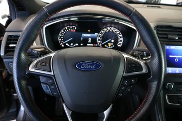 Fahrzeugabbildung Ford Mondeo Turnier ST-Line Automatik  LED / Navi