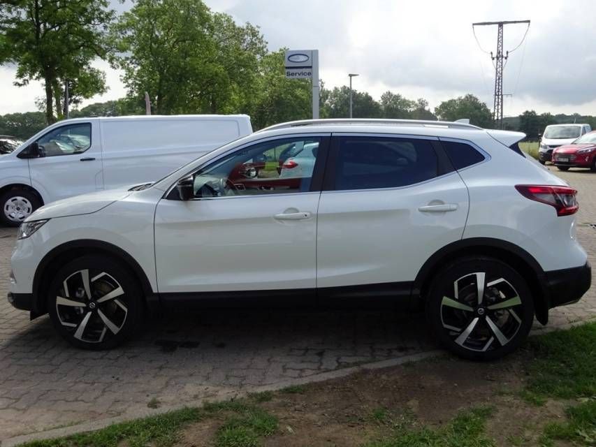 Fahrzeugabbildung Nissan Qashqai 1,2 DIG-T Tekna Safety Shield beh.FS  Pa